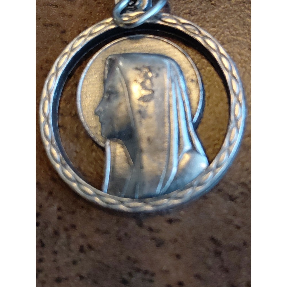 Silver Catholic Virgin Mary Round Disc Charm Pendant - Picture 2 of 3